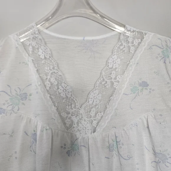 Vintage Granny Nighty Baby Blue Floral White Lace Trim Nightgown - Picture 5 of 6
